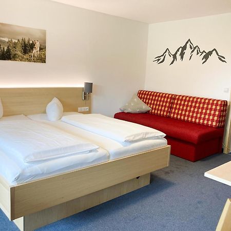 Fideliushaus Bed & Breakfast Oberstdorf Exterior photo