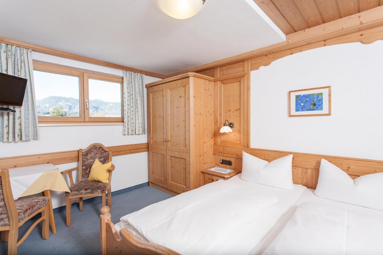 Fideliushaus Bed & Breakfast Oberstdorf Exterior photo